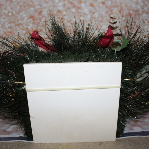 Vintage Floral Table Top Display For 8 X 10 Picture, Guest Book Christmas Theme - Picture 4 of 4